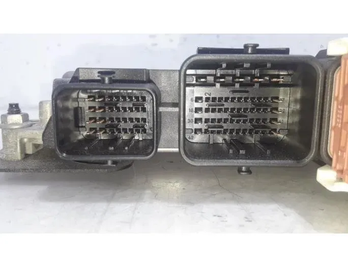 PEUGEOT 5008 1 generation (2009-2016) Блок управления двигателем 966689568002,9666895680,9675495080,1609028280,0261S06472,9663123380,1613316380,6160C1,6490Y2,9666319180 27657669