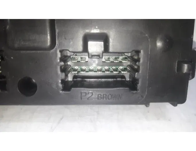 RENAULT Clio 4 generation (2012-2020) Блок управления двигателем 231A04433R,237104736R,237103352R,284B15639R,8200604932 27658382