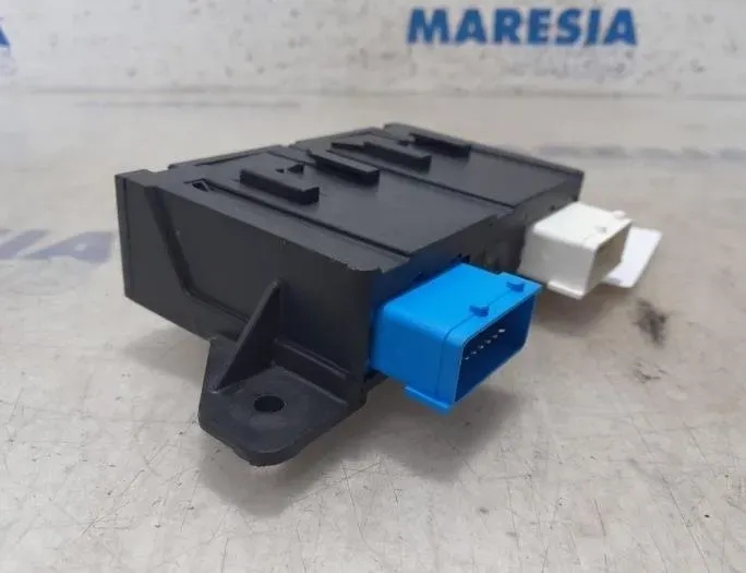 CITROËN C4 Picasso 2 generation (2013-2018) Блок управления центральным замком 9812711280,30402019,9800162780 27752629