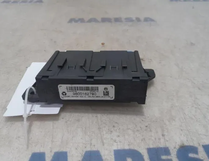CITROËN C4 Picasso 2 generation (2013-2018) Блок управления центральным замком 9812711280,30402019,9800162780 27752629