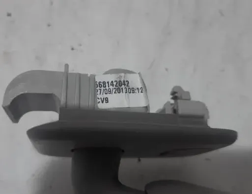 RENAULT Captur 1 generation (2013-2019) Ľavý slnečný kryt 568142042,964012136R 27769618