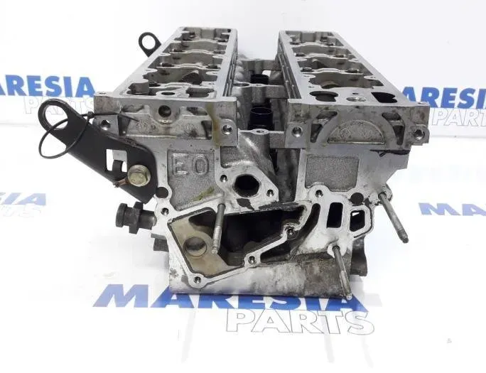 CITROËN C5 1 generation (2001-2008) Hlava valcového motora (Slovak) 0200Y2,MCRFN 27904993