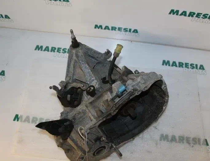 RENAULT Modus 2 generation (2007-2012) Gearbox 7711368074,7701723417,8201661828,JH3128 27923846