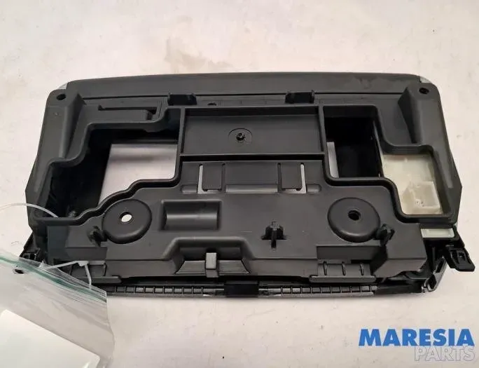 PEUGEOT 208 Peugeot 208 (2012-2015) Tlačidlá hudobného prehrávača 96738995VV,9672846077 29512119