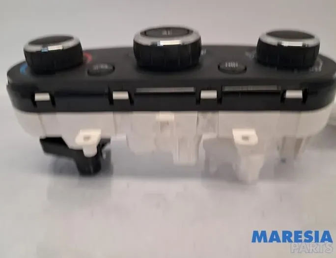 RENAULT Clio 4 generation (2012-2020) Climate  Control Unit 275704632R,275102750R,5P5841100 33143543