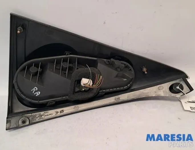 CITROËN C1 1 generation (2005-2016) Pravé zadné svetlo 815500H060,6351X8 33143579