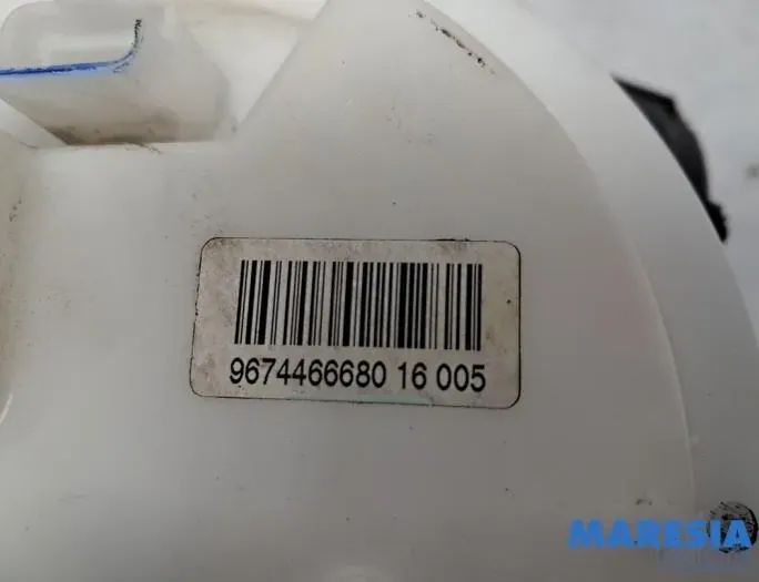 PEUGEOT 2008 1 generation (2013-2020) Топливный насос 9674466680,9633283880,153130 33156396