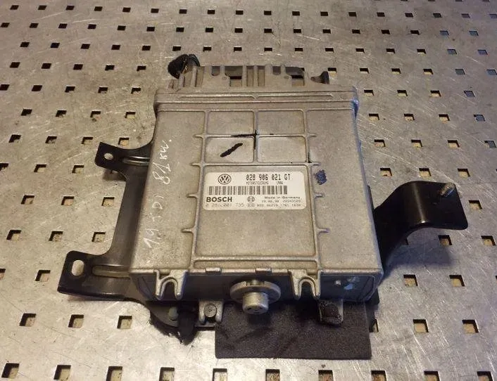 VOLKSWAGEN Sharan 1 generation (1995-2010) Блок управления двигателем 0281001735,28SA3509,028906021GT 26120957