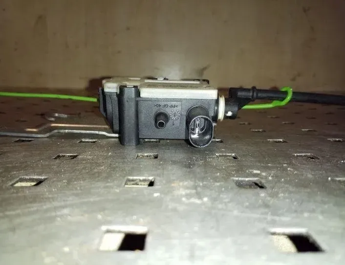 BMW X6 E71/E72 (2008-2012) Centrálny zamykací motor 6711719053302,4062044211 26144155