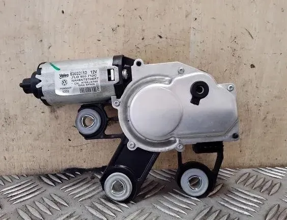 VOLKSWAGEN Touareg 1 generation (2002-2010) Motor stierača zadného okna 7L0955712C 26172173