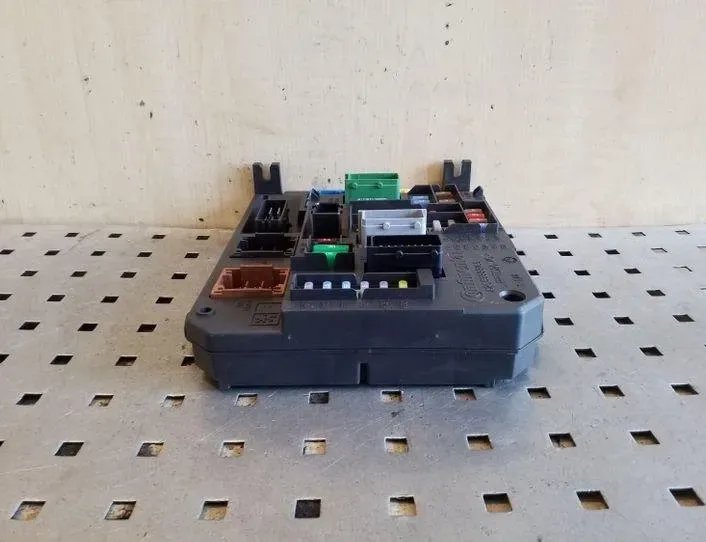 CITROËN C4 Picasso 2 generation (2013-2018) Блок предохранителей 9806687980,A2C32427600,A2C53383165 26202813