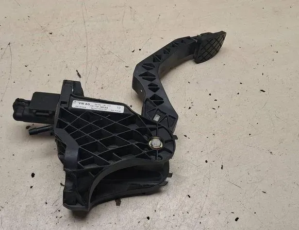 VOLKSWAGEN Golf 8 generation (2019-2023) Clutch Pedal 1K1721059 34184493