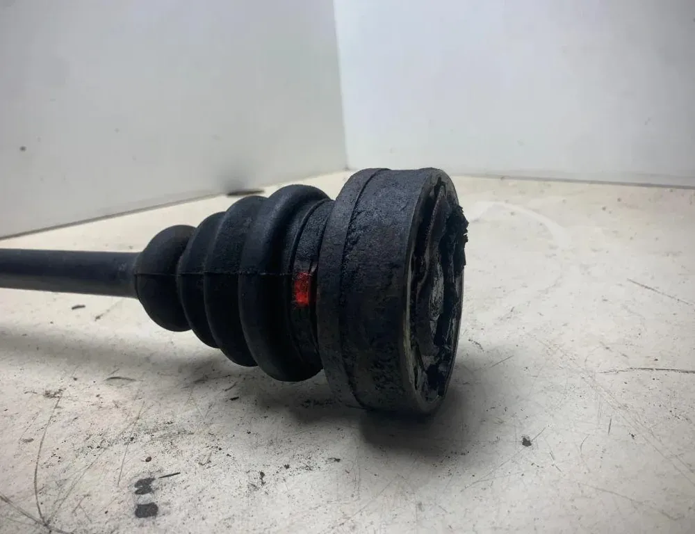 VOLKSWAGEN Passat B5 (1996-2005) Rear Right Driveshaft 34198564