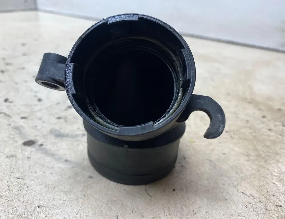 AUDI A3 8P (2003-2013) Iné rúrky 3C0129635 34193154