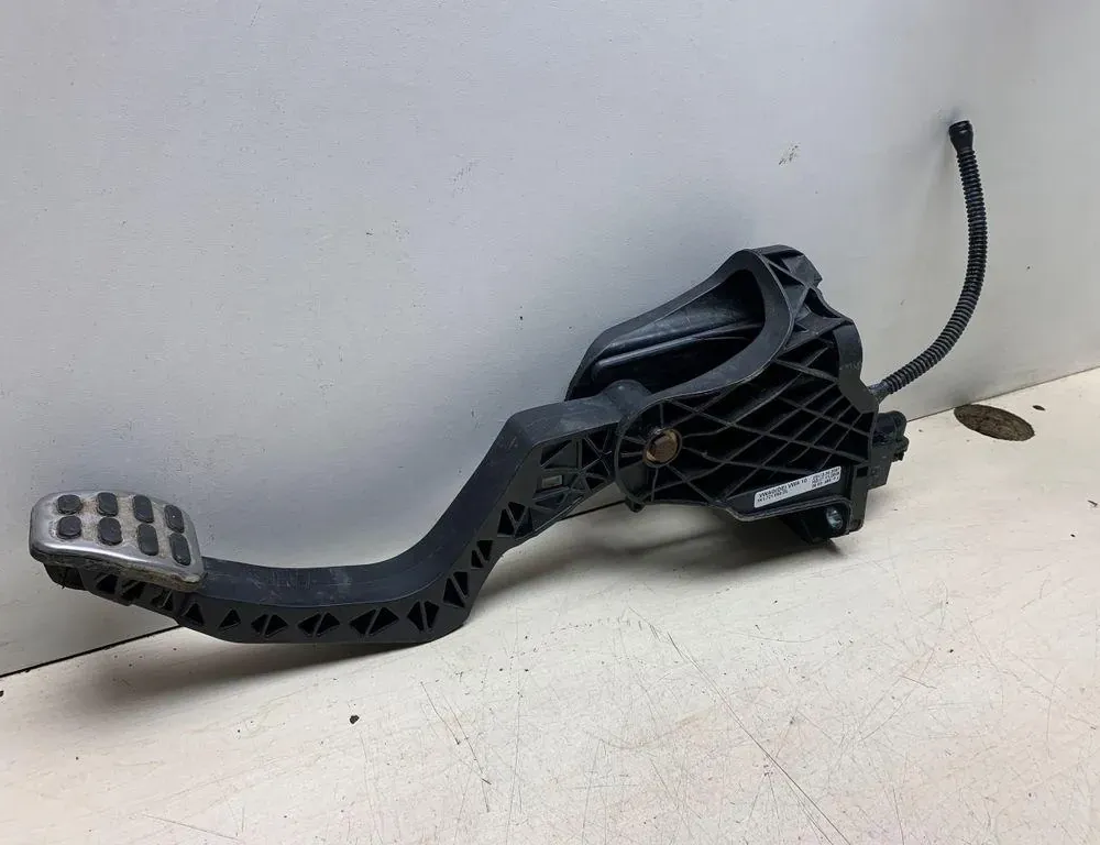 VOLKSWAGEN Golf 8 generation (2019-2023) Clutch Pedal 1K1721059DL,260049602 34181019
