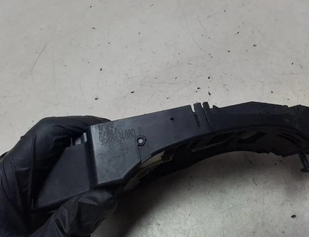 CITROËN C4 2 generation (2010-2024) Pravé predné dvere vnútorný rám rukoväte 9688834080 34180108