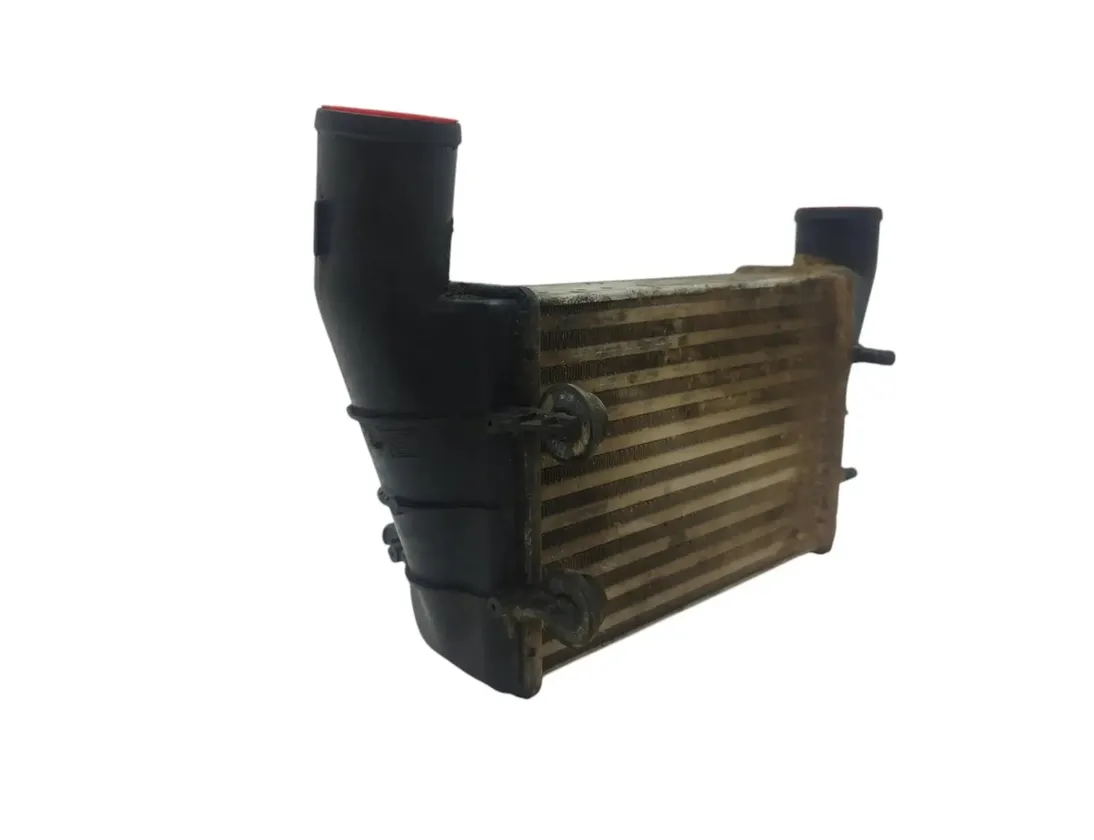 AUDI A4 B5/8D (1994-2001) Intercooler radiátor 058145805A 28095531