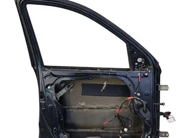 HYUNDAI Santa Fe CM (2006-2013) Predné ľavé dvere 33364111