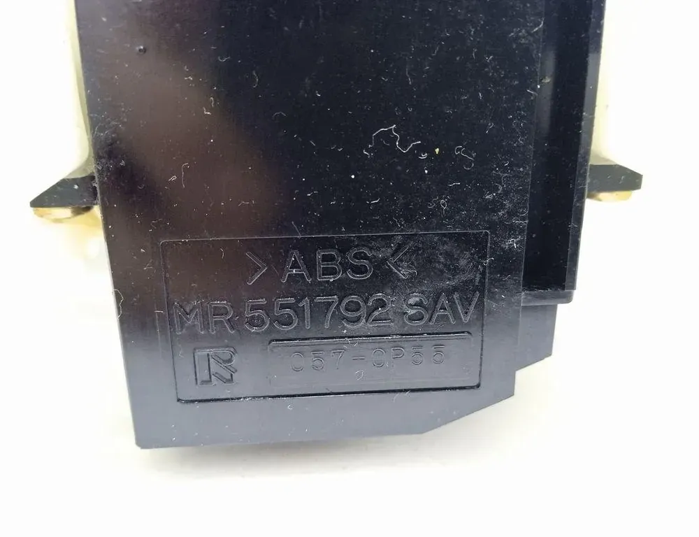 MITSUBISHI Pajero Sport 1 generation (1996-2008) Indicator Wiper Stalk Switch MR551792 33379713