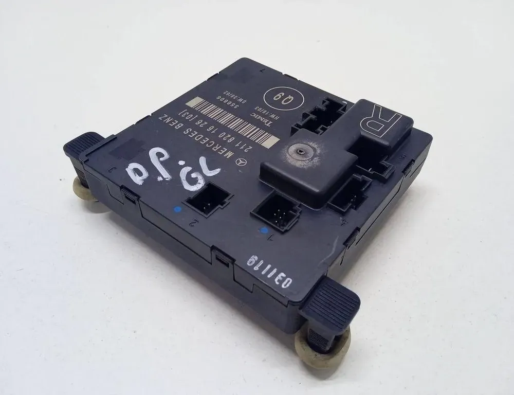 MERCEDES-BENZ E-Class W211/S211 (2002-2009) Rear Right Door Control Unit 2118201626 33385760