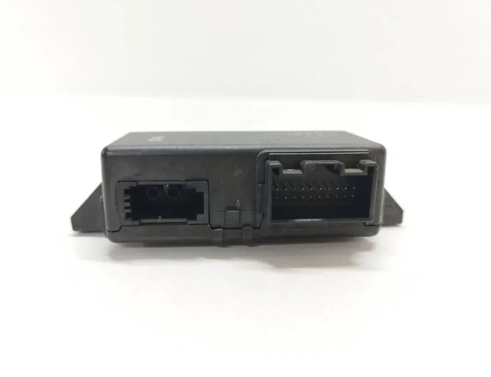 AUDI Q3 8U (2011-2020) Kontrolná jednotka brány 8U0907468G 33511846