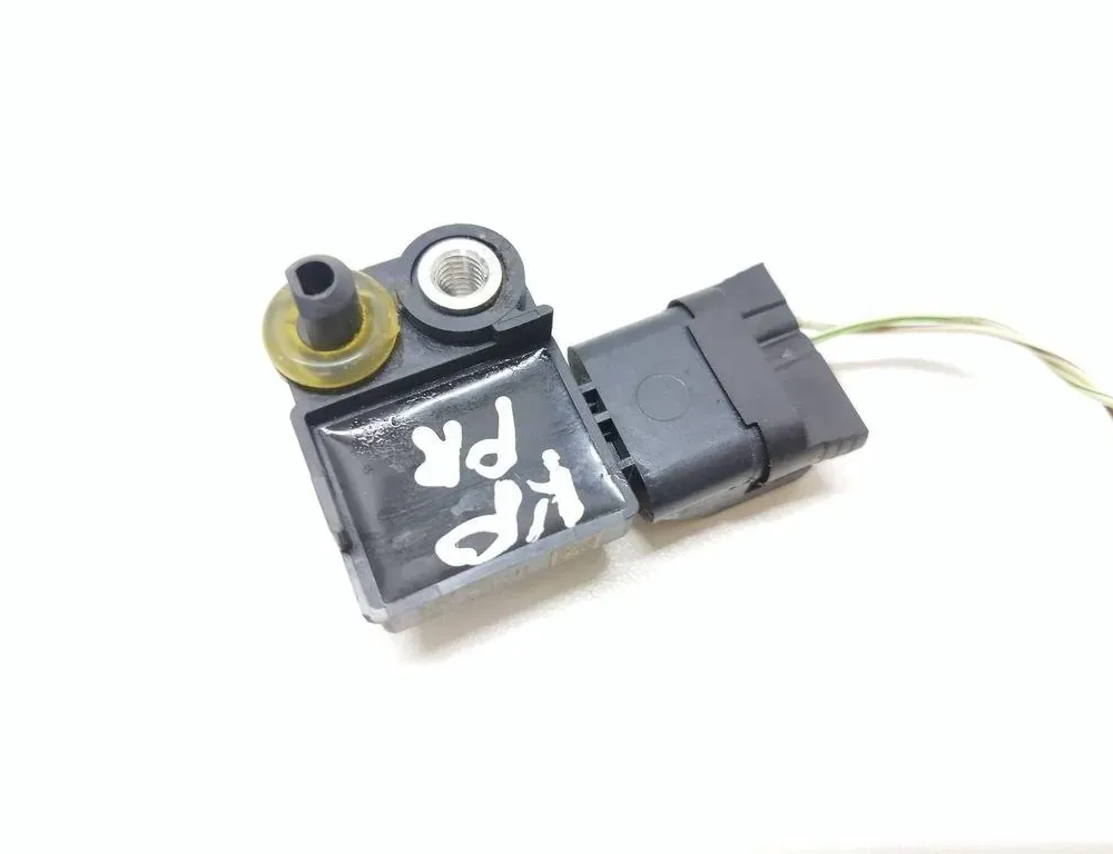 BMW 5 Series F10/F11 (2009-2017) Ľavý zadný senzor nárazu 9159311 33549220