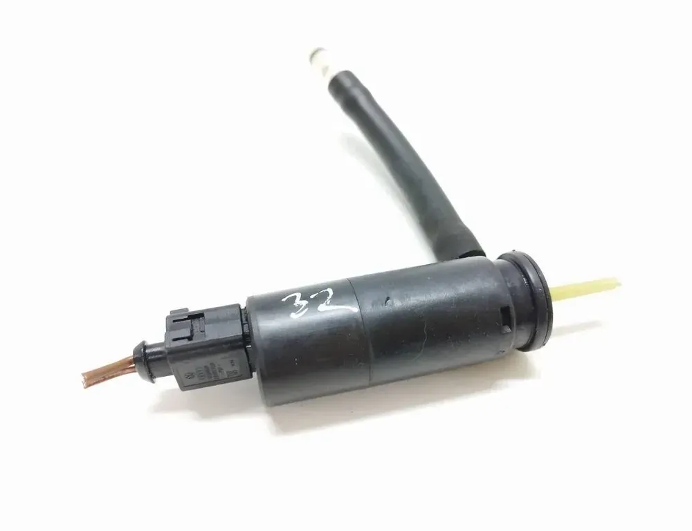 AUDI A6 C5/4B (1997-2004) Motor pre ostrekovač svetlometov 3B7955681 33562449