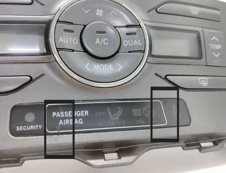 TOYOTA Auris 1 generation (2006-2012) Other Control Units 5590002220B 33576843