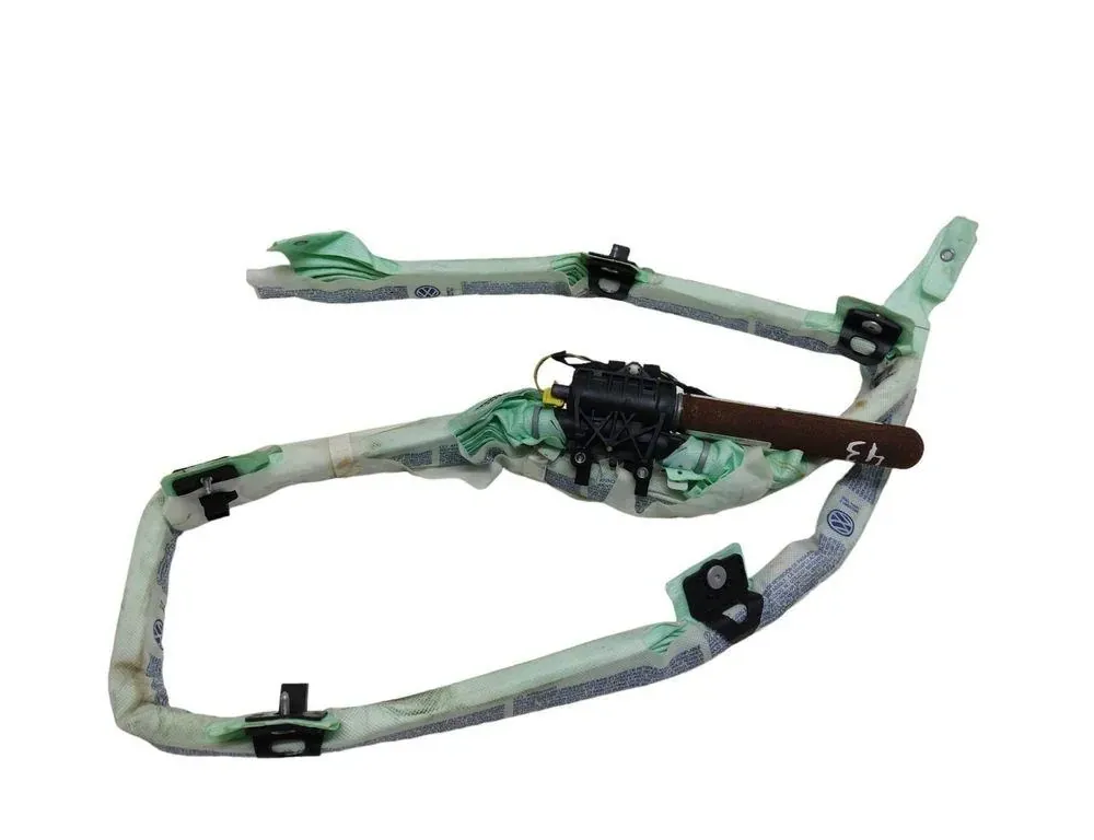 VOLKSWAGEN Passat B7 (2010-2015) Pravý strešný airbag SRS 3C0880741D 33584874