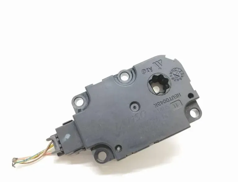 AUDI A6 C7/4G (2010-2020) Ventily na ovládanie vnútorného kúrenia CZ1139300856 33609676