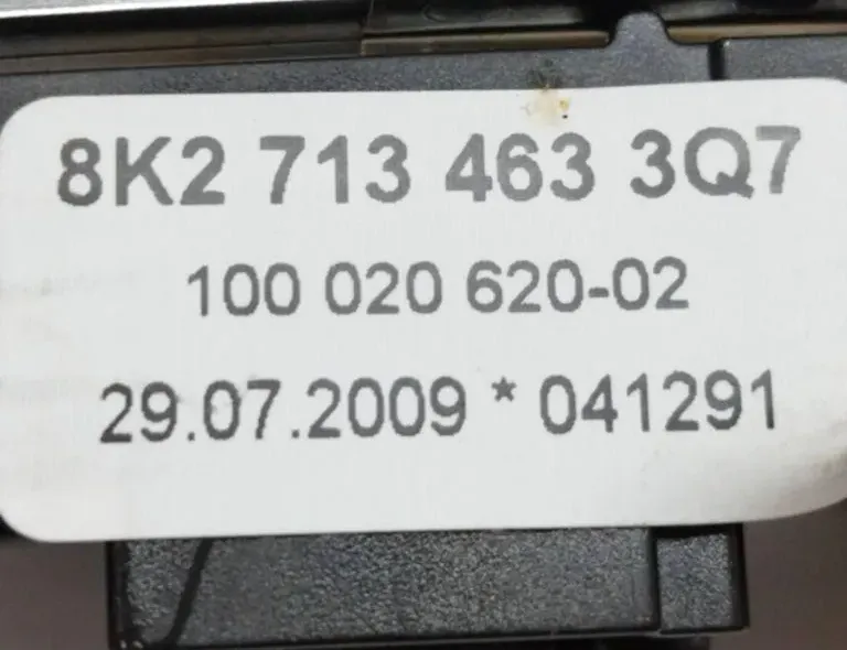 AUDI Q3 8U (2011-2020) Индикатор переключения передач 8K2713463 33721394