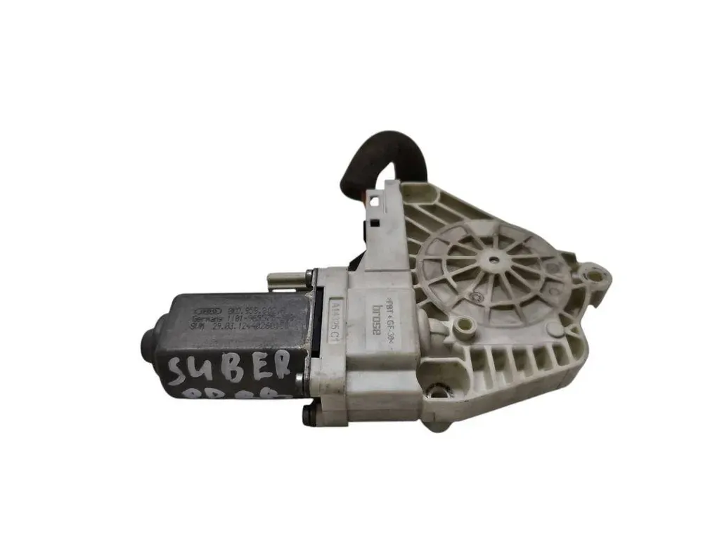 SKODA Superb 1 generation (2001-2008) Маторчик стеклоподъемника передней левой двери 8K0959802A 33940251