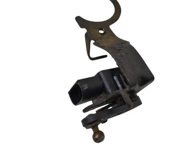 MERCEDES-BENZ E-Class W211/S211 (2002-2009) Ľavý predný snímač hladiny 1307213000 34207992