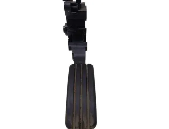 NISSAN Qashqai 2 generation (2013-2023) Педаль газа 180020022R 34080491