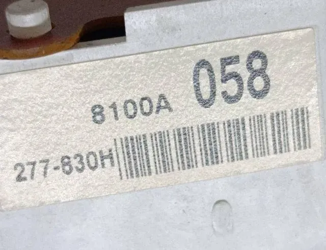 MITSUBISHI Lancer VI (1988-1996) Rýchlosťomer 8100A 34214294