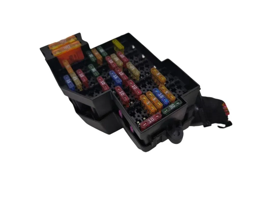 VOLKSWAGEN Touareg 1 generation (2002-2010) Fuse box 7L0941828A 34066670