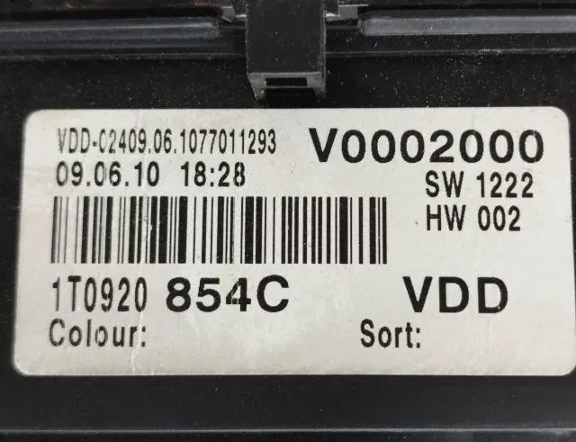 VOLKSWAGEN Caddy 3 generation (2004-2015) Спидометр 1T0920854C 33939184