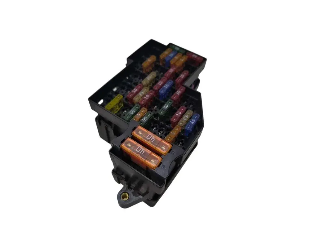 VOLKSWAGEN Touareg 1 generation (2002-2010) Fuse box 7L0941828A 34066670