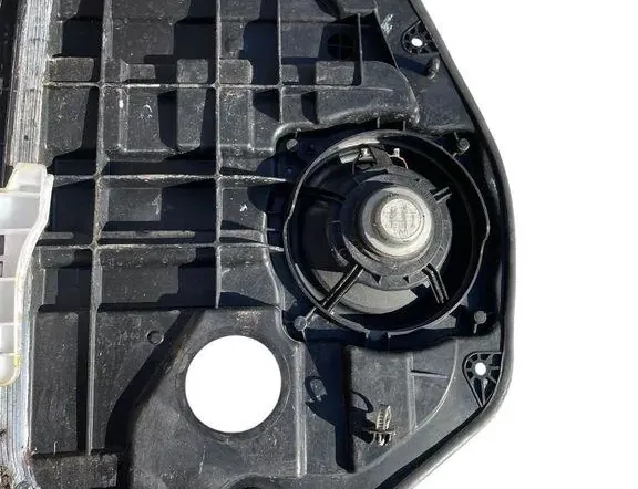 HYUNDAI i40 VF (1 generation) (2011-2020) Rear left door window lifter 83480 33228247