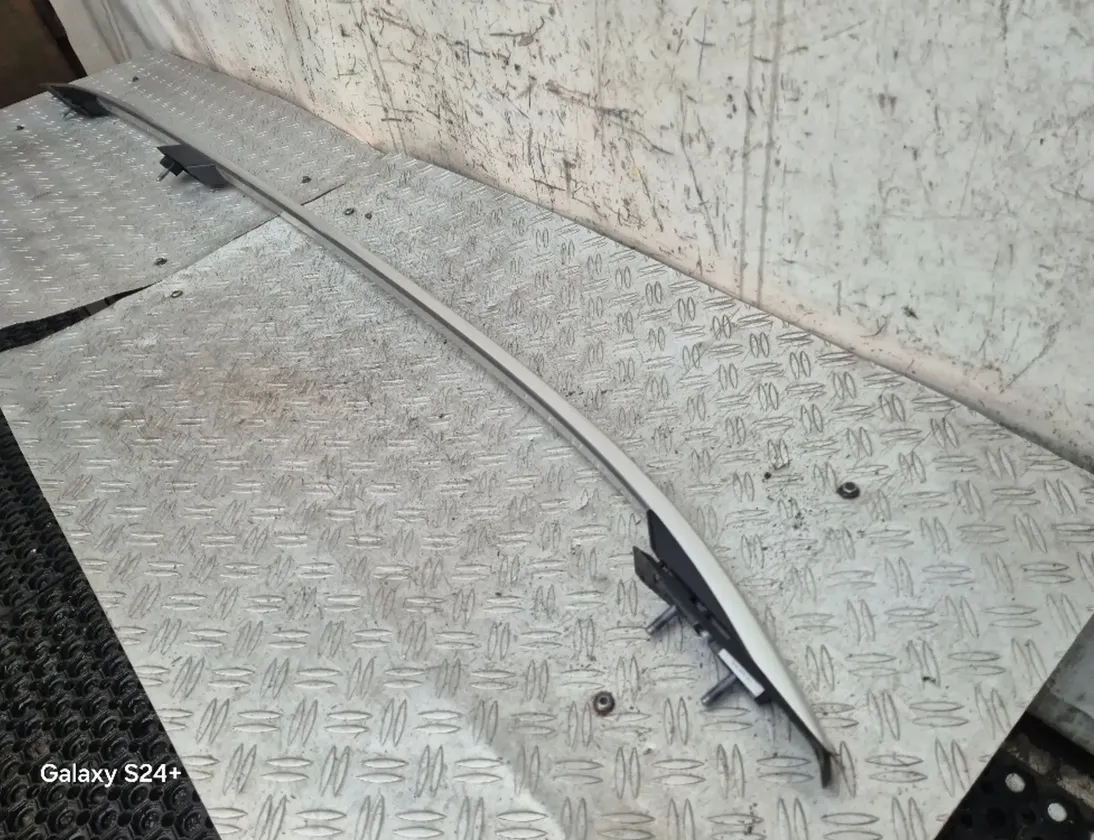 MERCEDES-BENZ GLE W166 (2015-2018) Рейлинг крыши правый A1668900393 28450513