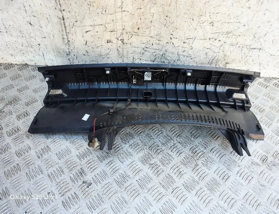 AUDI A1 8X (2010-2020) Ozdobné lemovanie zámky kufra 8X0863459 33538856