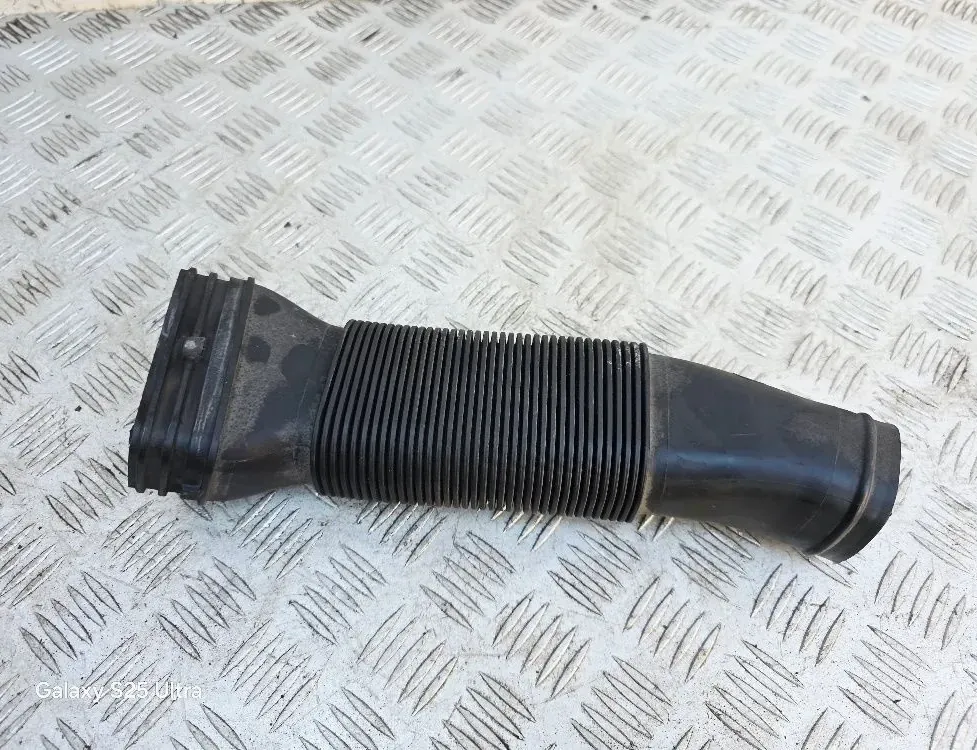 AUDI A1 8X (2010-2020) ДЕТАЛЬ (ДЕТАЛИ) КАНАЛА ЗАБОРА ВОЗДУХА 6R0129618 33538875