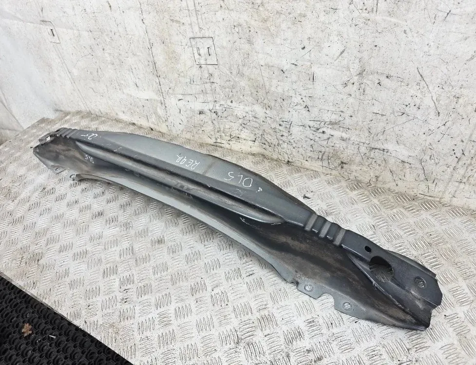 VOLVO XC60 1 generation (2008-2017) Zadná posilňujúca tyč proti nárazu 33729422