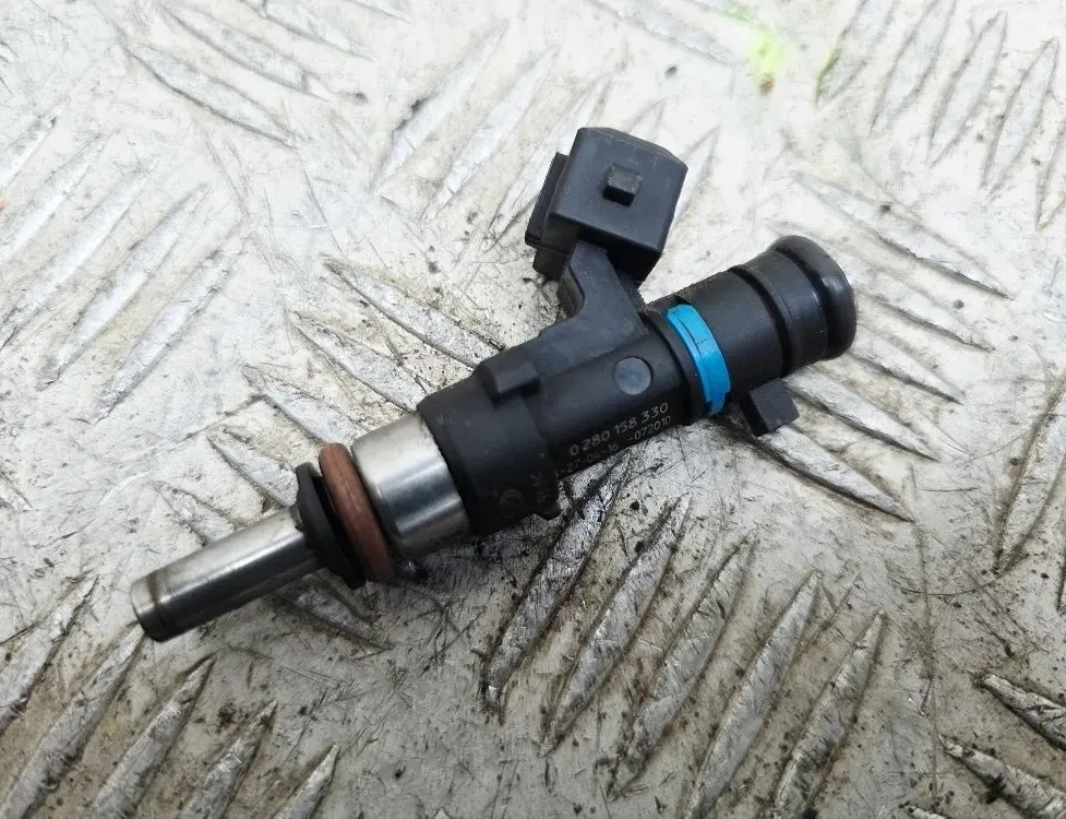 FIAT 500 2 generation (2008-2024) Palivový vstrekovač 0280158330 34067719