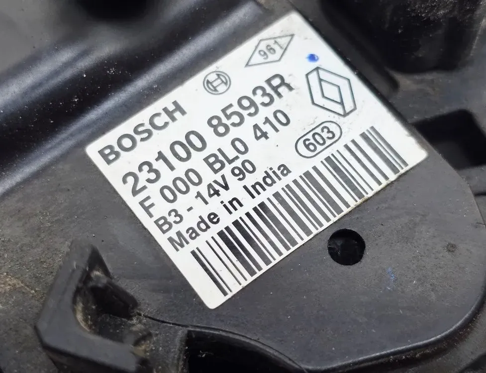 RENAULT Captur 1 generation (2013-2019) Alternátor 231008593R 34273751