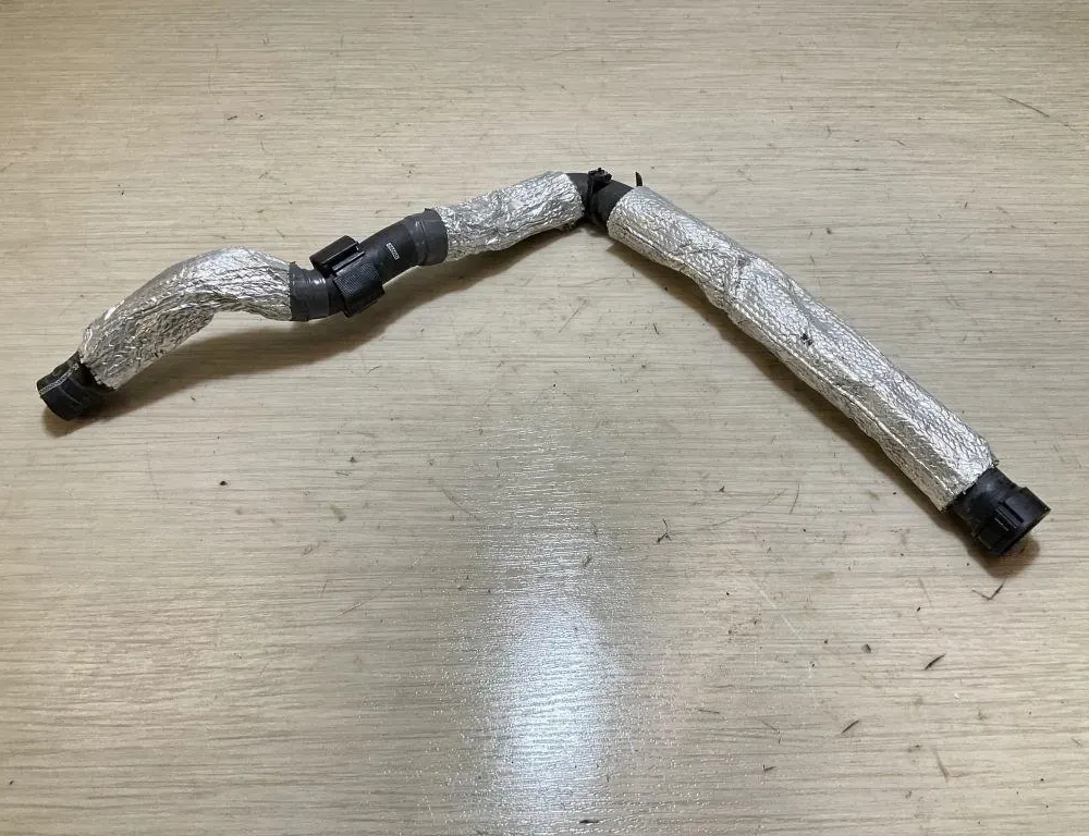 VOLVO XC40 1 generation (2017-2024) Шланги охлаждающей жидкости 33801140