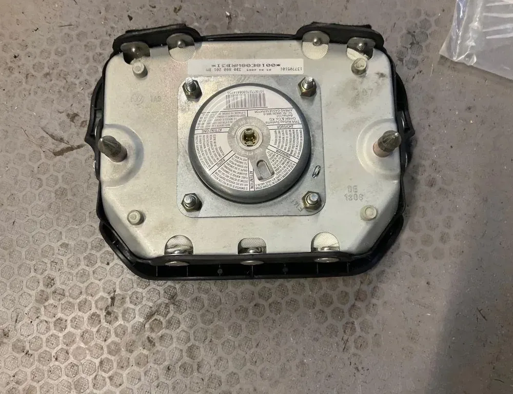 VOLKSWAGEN Passat B5 (1996-2005) Steering Wheel Airbag 0018E08WRB31,3B0880201BM 33802670