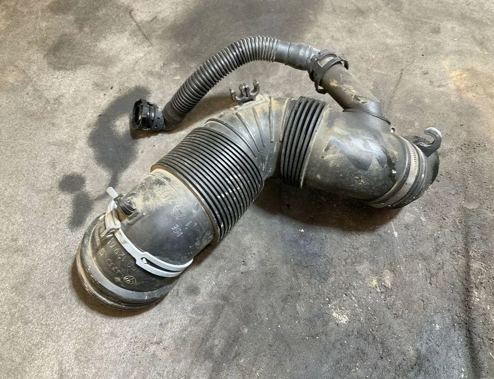 VOLKSWAGEN Passat B7 (2010-2015) Hadice 3C0129654 33804306