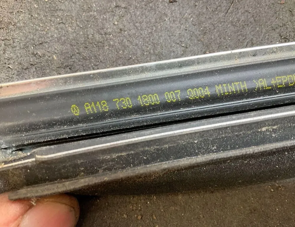 MERCEDES-BENZ CLA-Class C118 (2019-2023) Ľavé zadné dverové lemovanie A1187301800 33804714