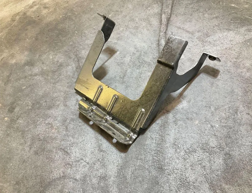 VOLVO XC40 1 generation (2017-2024) Battery Pad AD70R22W49,32314831 33805359